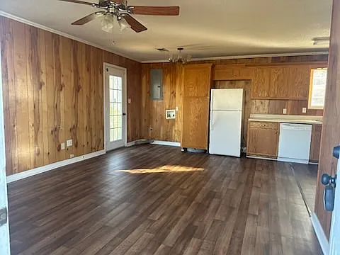 670 N Jefferson St — Photo 2