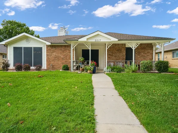 2017 Stein Way, Carrollton, TX 75007