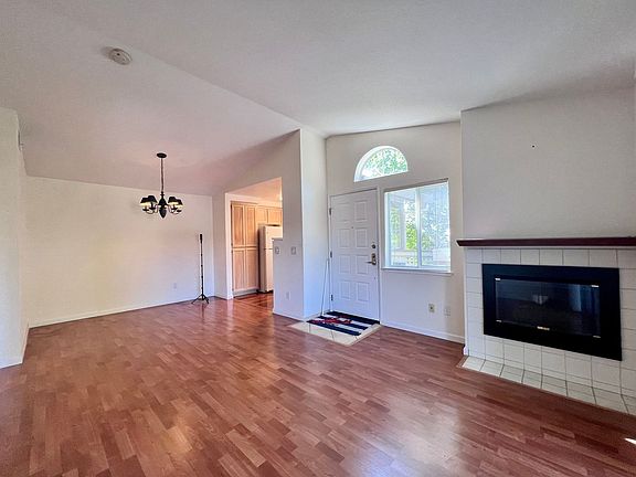 2nd image of 288 Sorrento Ct