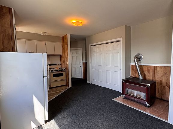 2nd image of 23 Woodlawn St #3W