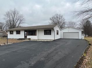 622 Allen Dr, Sweetser, IN 46987