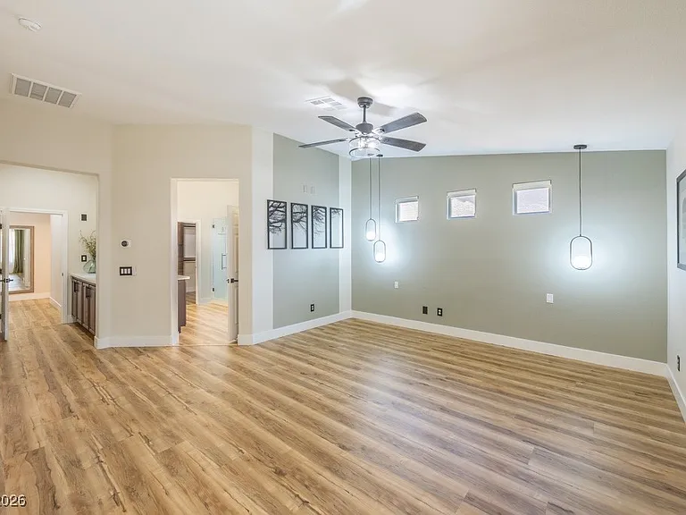 8217 Cabin Springs Ave — Photo 17
