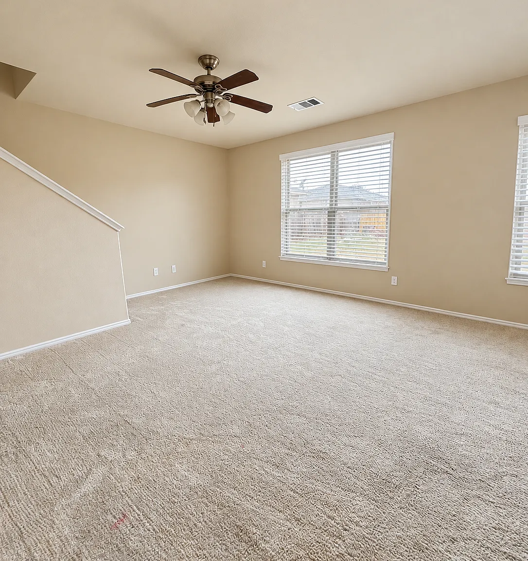 3 bed, 2.5 bath, 1720 sqft, $1,850 — Photo 3