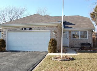 14704 S Cricketwood Dr, Homer Glen, IL
