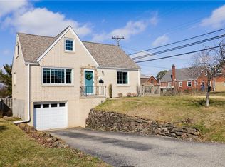 1610 Moynelle Dr, Pittsburgh, PA 15243