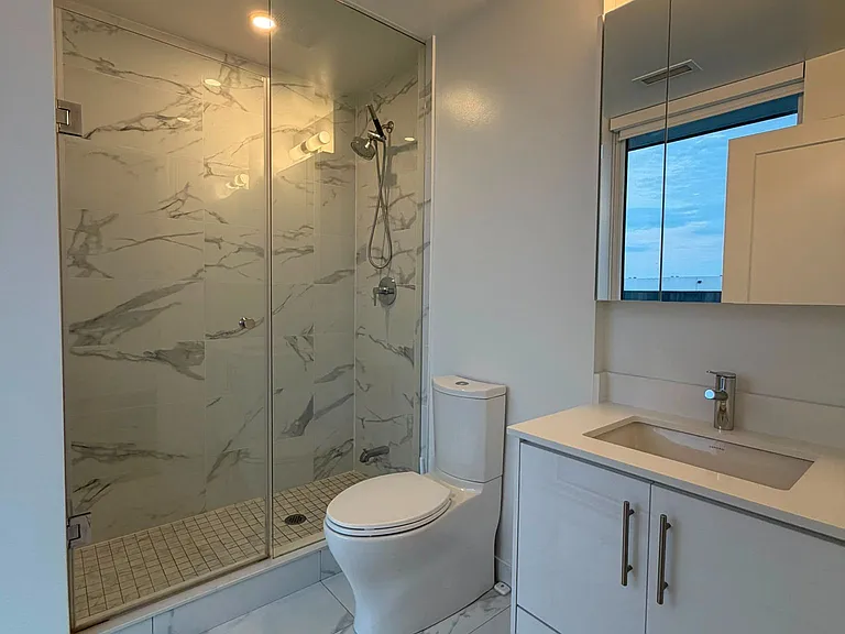 95 Oneida Cres #2303 — Photo 11