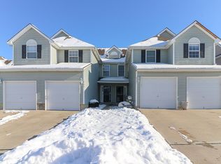 2147 SW Gooseberry Ln, Lees Summit, MO 64082