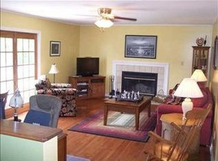 3015 Morgan Ct, Schenectady, NY 12306