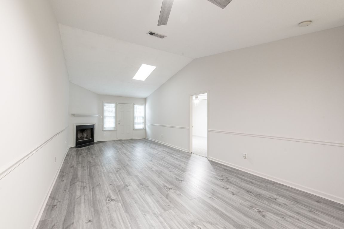 next background image