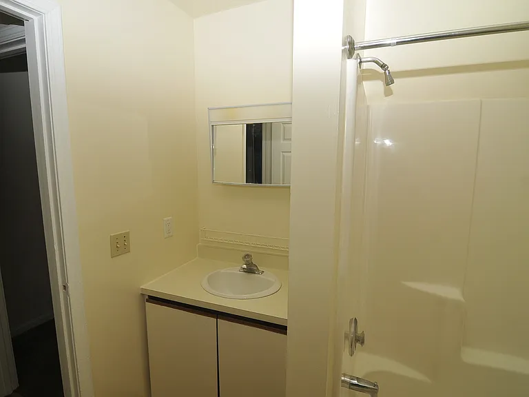 132 Lori Ln #132 — Photo 8