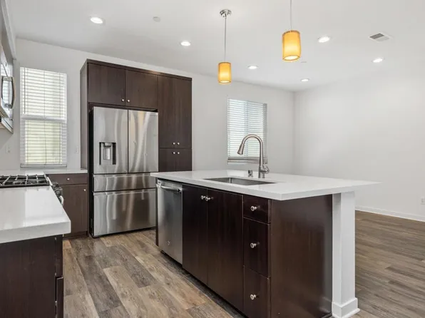 2325 Element Way APT 4, Chula Vista, CA 91915