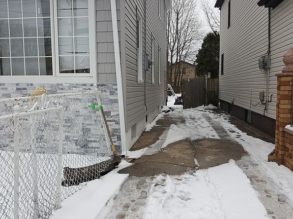 4th image of 21532 106th Ave
