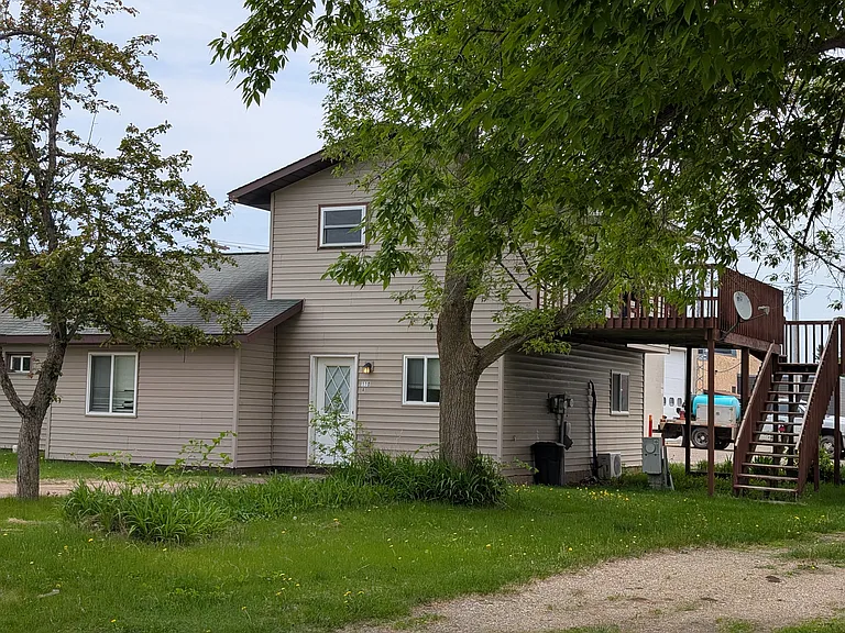 110 Elm St SW #A — Photo 1
