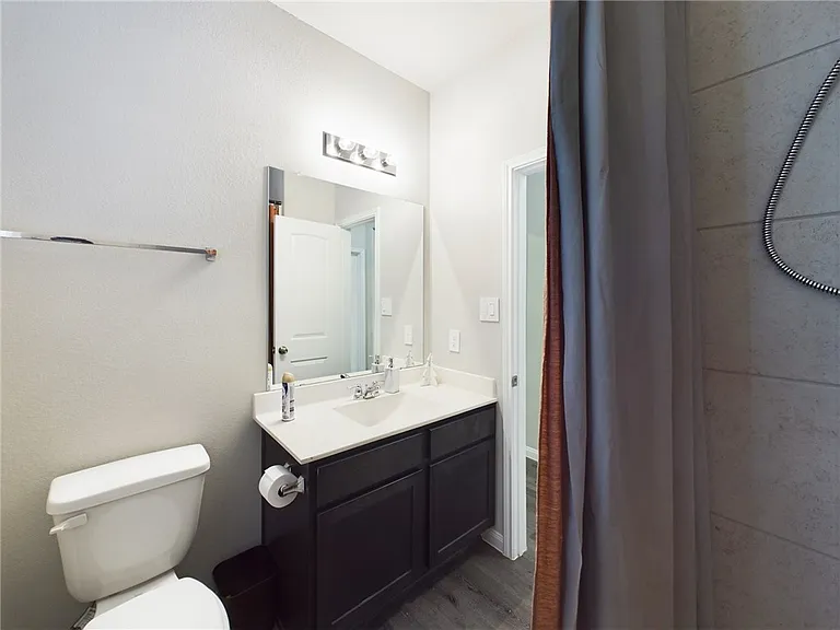 4701 Las Casitas Way — Photo 14