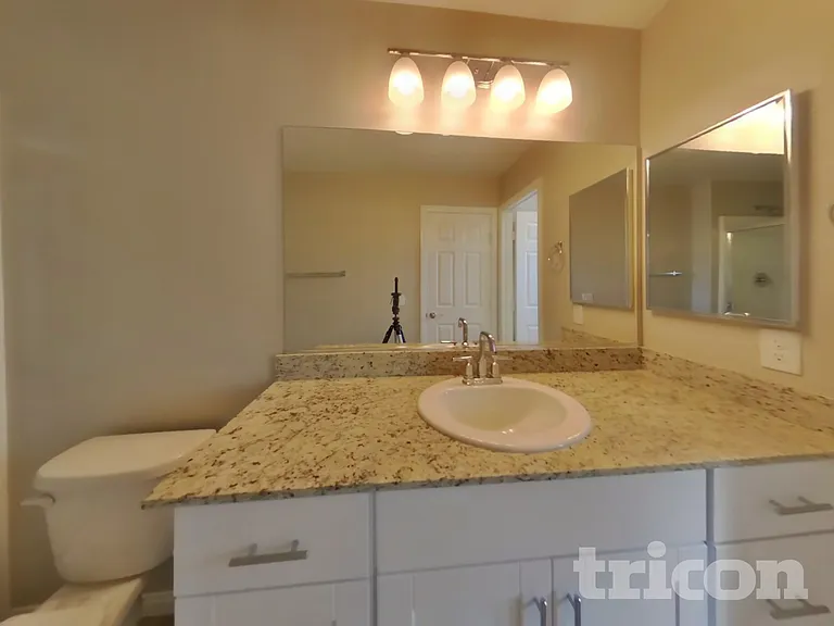 7345 Sunray Point St — Photo 6