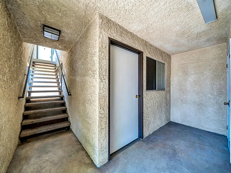 6003 Craner Ave #4 — Photo 22