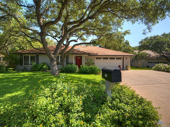 2nd image of 110 Tallwood Dr