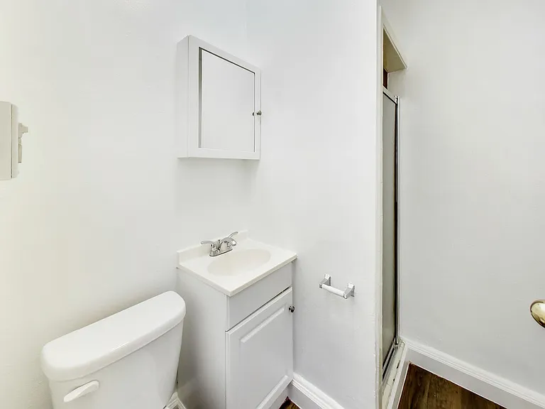 650 Ellis — Photo 20