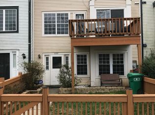8122 Chapel Cove Dr, Laurel, MD 20707