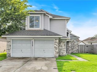 3929 E Bamboo Dr, Harvey, LA 70058