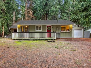 21843 Crest Ln SE, Yelm, WA 98597