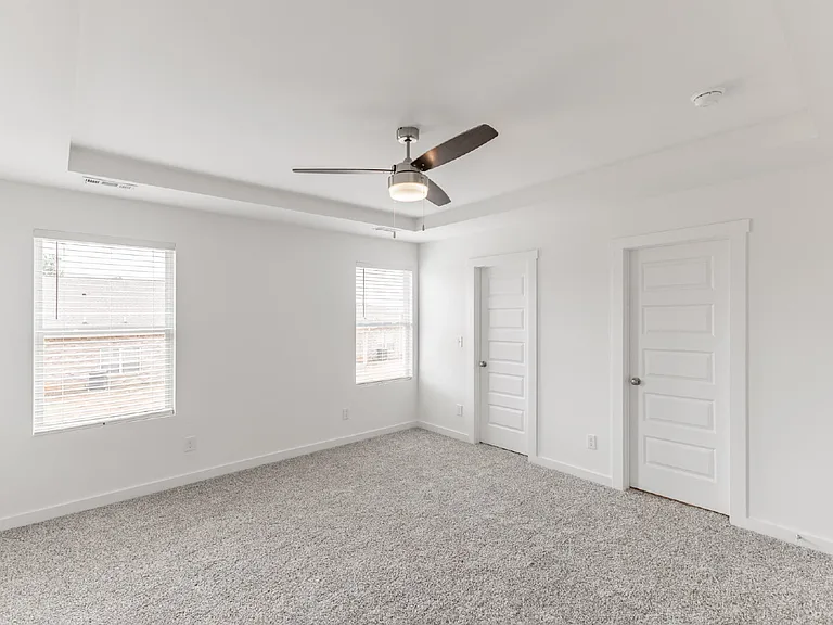 7597 Discovery Point Dr — Photo 20