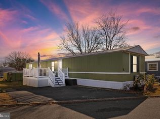 34 Crater Ln, Stafford, VA 22556