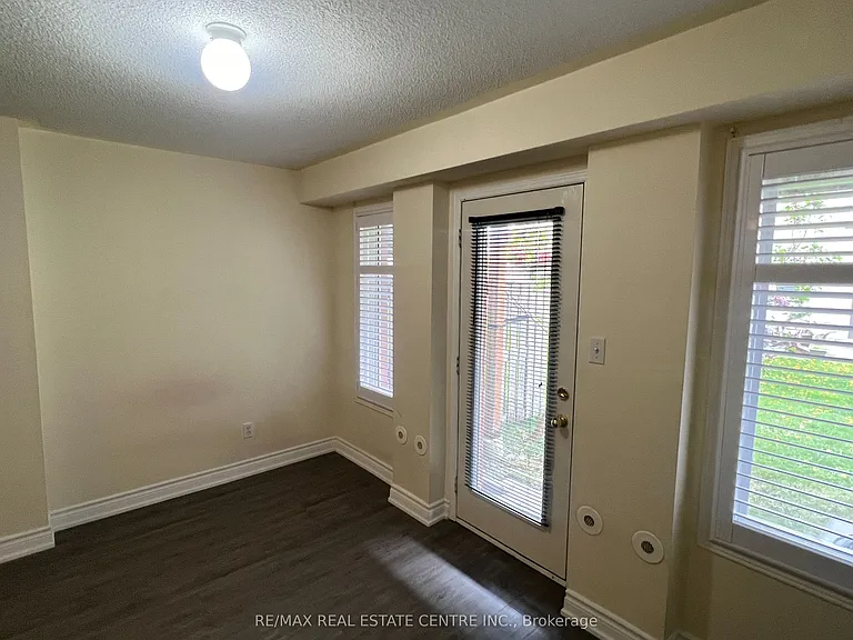 435 Hensall Cir #178 — Photo 26