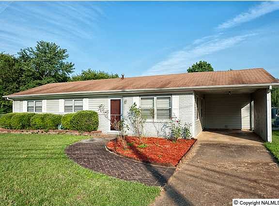 5th image of 2428 Yorkshire Dr SW