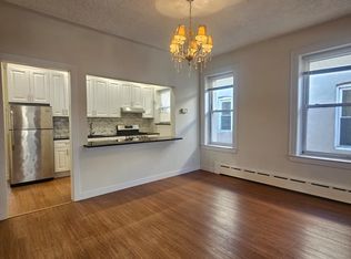 21-36 36th St #2A, Astoria, NY 11105