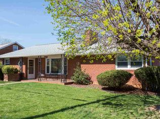 1042 Selma Blvd, Staunton, VA 24401