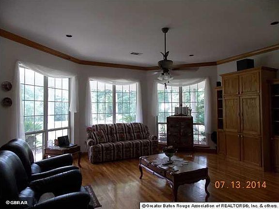 2nd image of 19326 Scivicque Ln