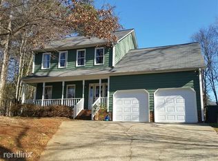 16 Country Woods Ct, Greensboro, NC 27410