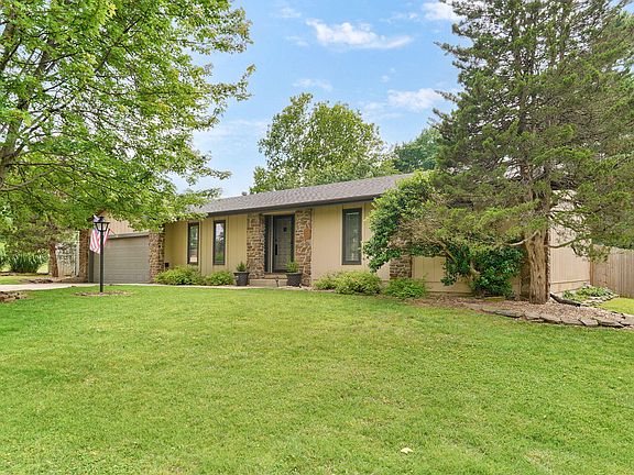3rd image of 3615 S Parkhill Avenue