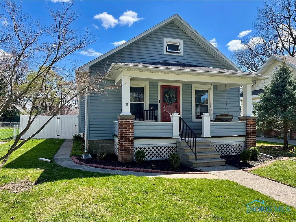 412 W John St photo 1
