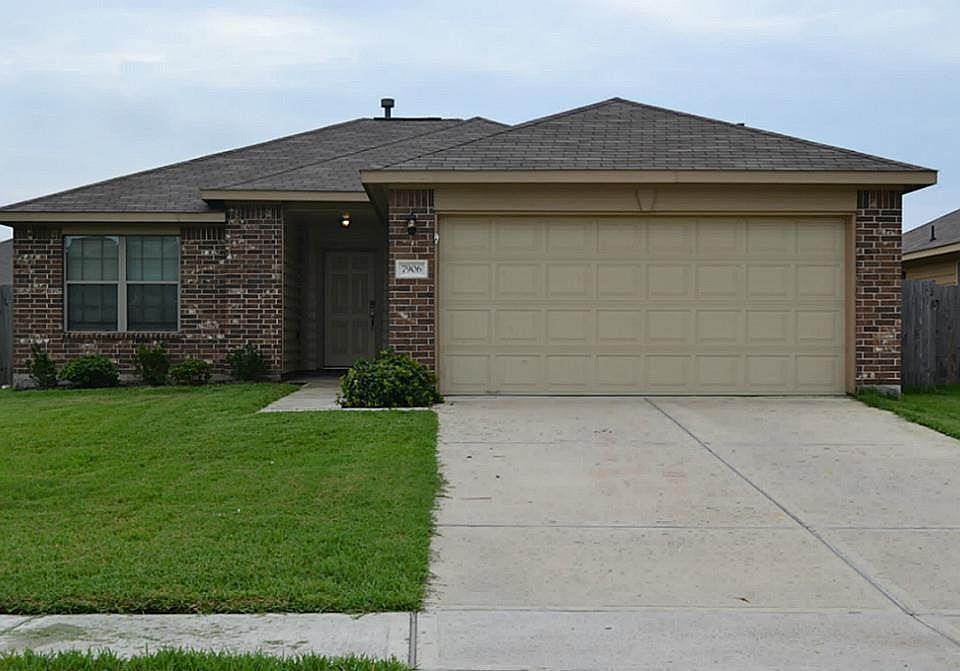 1st image of 7906 Emerald Oak Dr