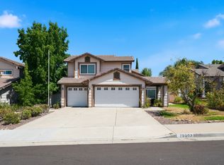 19662 Chinotto Ln, Riverside, CA 92508