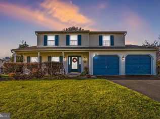 224 Ashford Dr, Douglassville, PA 19518