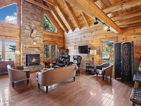 5th image of 108 Brandy Hill Ln
