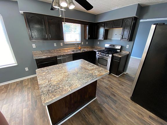 5th image of 4181 Demorest Cove Ct