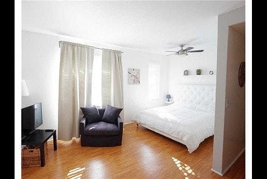 1st image of 1502 Jefferson Ave APT 0105