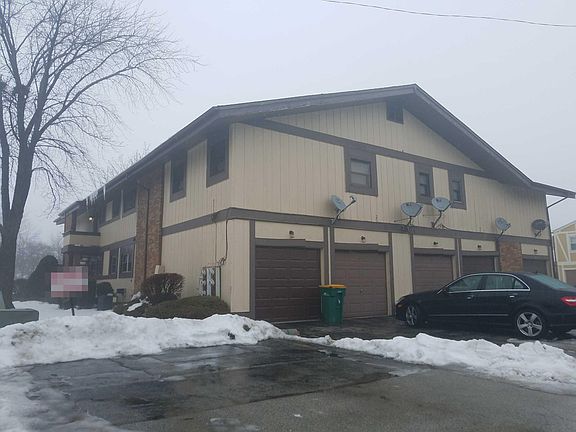 2nd image of 2510 Spruce Ln