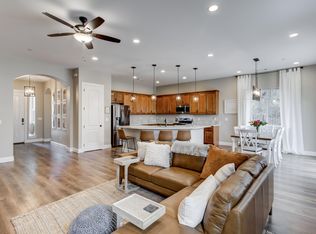 997 Fantenell Ct, Redding, CA 96003