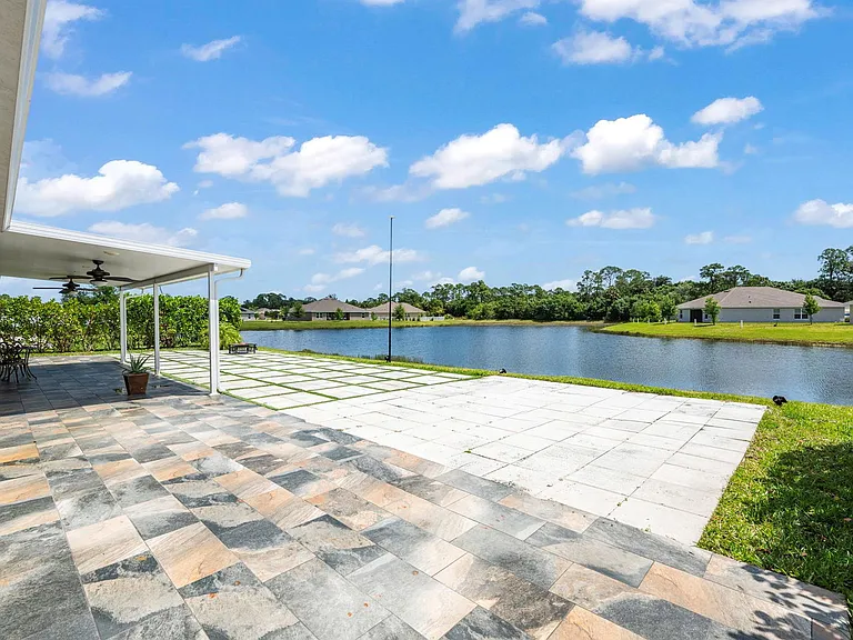 8517 Waterstone Blvd — Photo 36