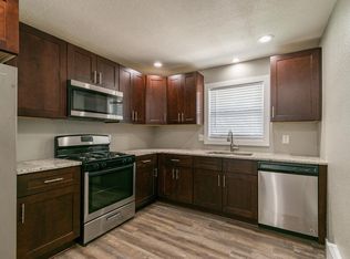 1805 W 4th St #2, Perry, IA 50220