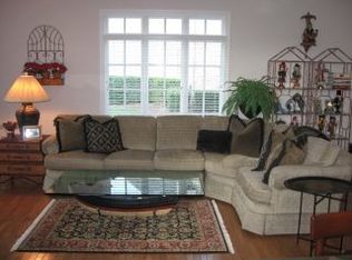 5 Creswell Ct, Greensboro, NC 27407