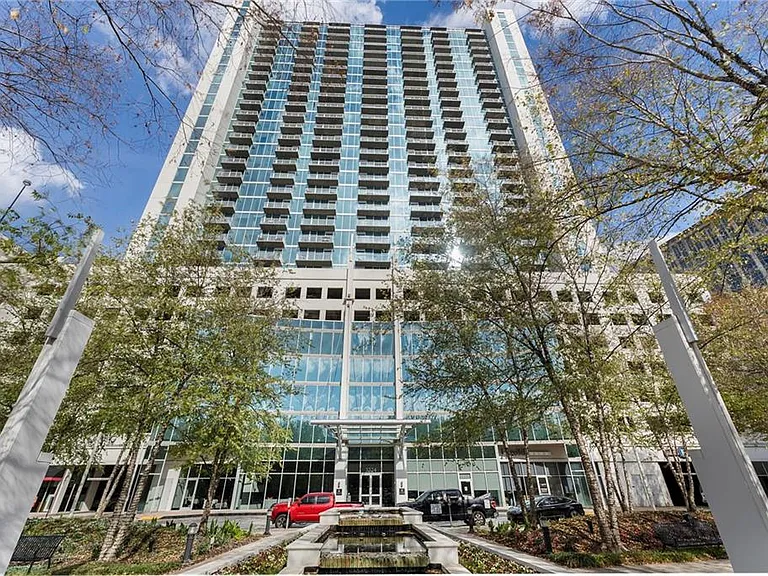3324 Peachtree Rd NE #915 — Photo 2
