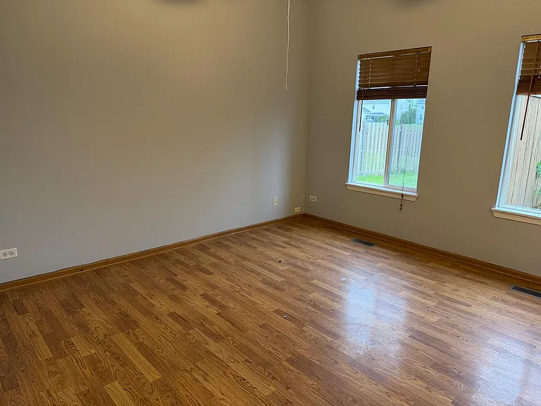 2208 Rebecca Cir — Photo 9
