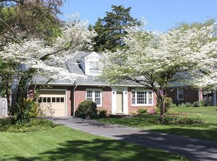 1409 Hollywood Dr, Lancaster, PA 17601