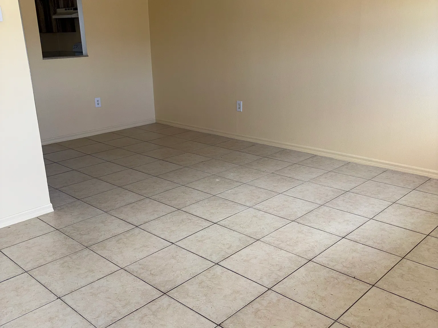 27132 Ann Arbor Ave — Photo 3